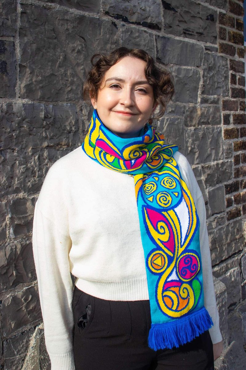 Amylouioc's tweet image. Just in case anyone missed this - the Green Celtic Swirly scarf is up for preorder again! The Blue version is also available on my shop. Please check it out if you're interested, thanks very much 💚