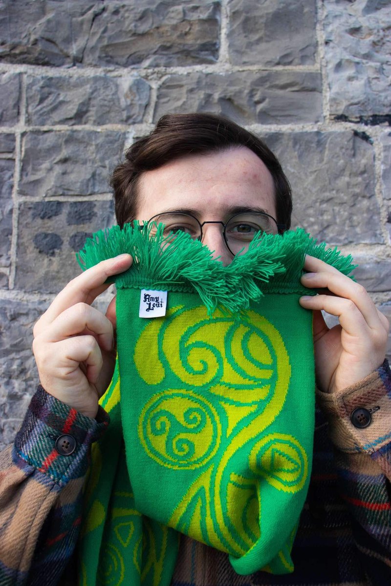 Amylouioc's tweet image. Just in case anyone missed this - the Green Celtic Swirly scarf is up for preorder again! The Blue version is also available on my shop. Please check it out if you're interested, thanks very much 💚