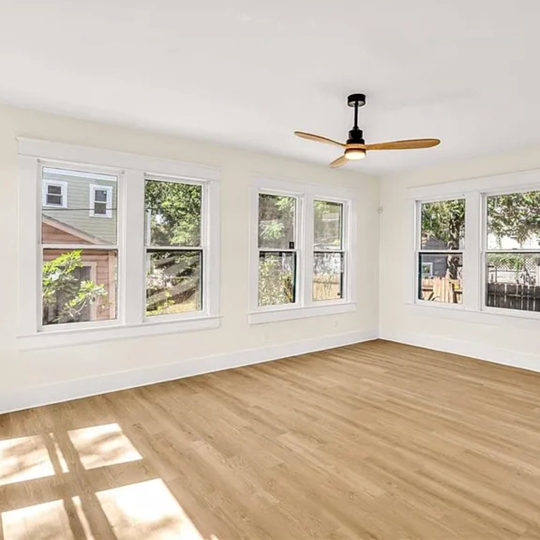 360RealtyTampa's tweet photo. Step into this stunning home at 1207 E 17TH AVE, presented by Joaquin Jaramillo! Located in a vibrant community, it offers both comfort and convenience. Contact Joaquin today to learn more or schedule a tour! https://t.co/kXehYuoCMR