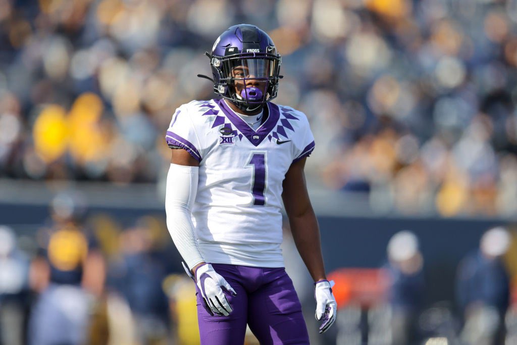 Thereal_407's tweet photo. #AGTG Blessed to receive an offer from Texas Christian University!!!
@CoachJuice6 
@rohawksfootball 
@DMcGee1208 
@coachwvde https://t.co/4YUUINJbat