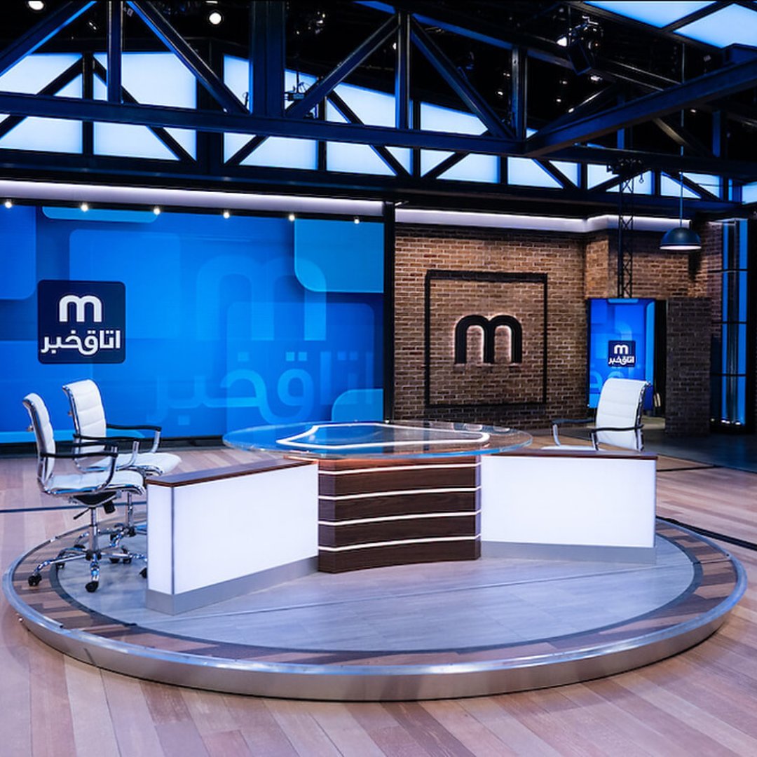 scott_fleary's tweet image. Creating the studio set for @manototv, back when they were broadcasting, was an incredible journey!

Designers: @jackmorton &amp;amp; Andre Durette
Client: Marjan TV

Check out the full project: ow.ly/Ou7850UAkJb 

#ScottFleary #Manoto #BroadcastDesign #ScottFleary