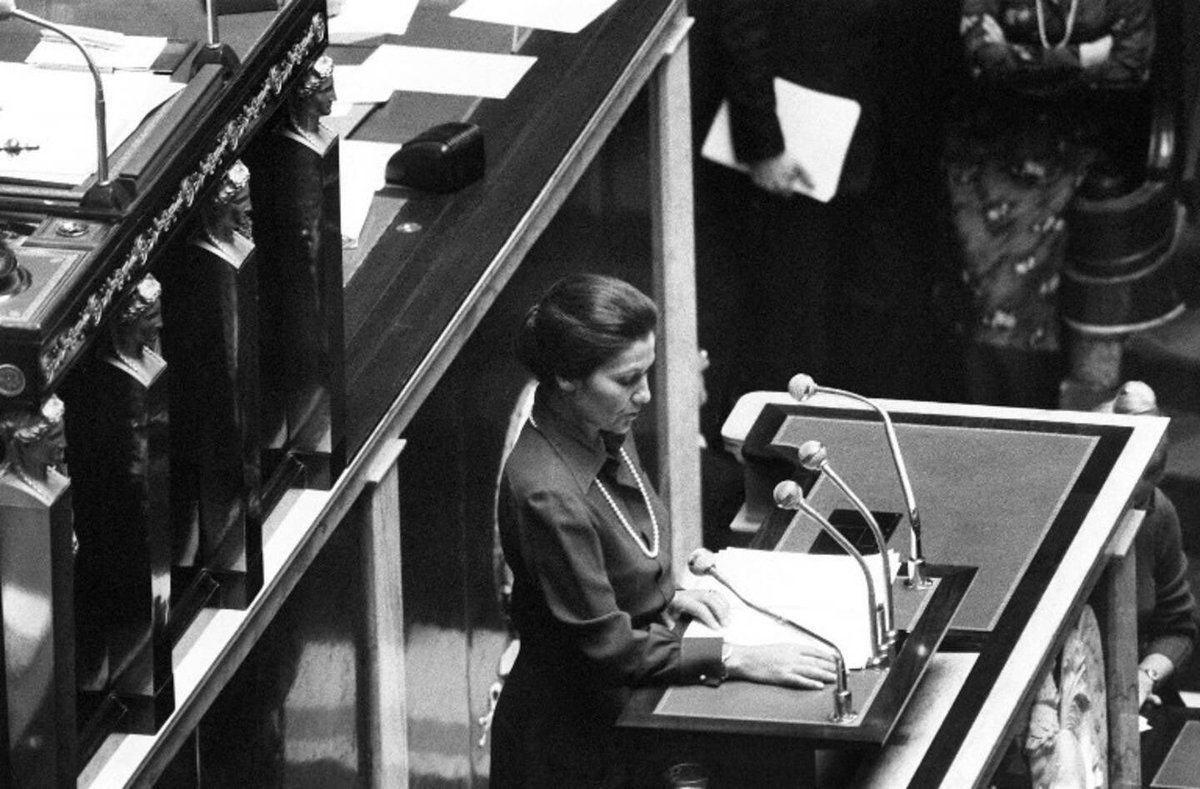 Il y a 50 ans, la loi Veil était promulguée, après des décennies de luttes féministes.  

L'accès à l’avortement reste menacé, malgré la victoire de l’inscription du droit à l’IVG dans la Constitution en 2024.

Contre les forces réactionnaires, ne lâchons rien.