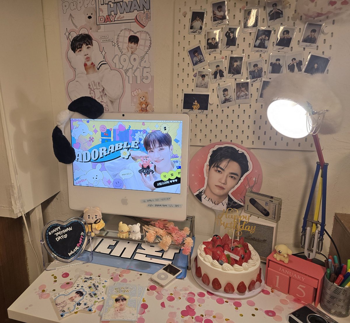 🎂 Whose puppy?

이곳 저곳 예쁜 탼이가 많아서 눈이 행복했던 곳!
의도치 않게 럭드시간에 맞춰가서 신나게 가챠 돌렸다~
탼이 4컷사진 포즈 따라하면서 찍는거 넘 재밌어✌️
#탸니는_삐삐네_강아지
#환한빛을_닮은_태환아_생일축하해