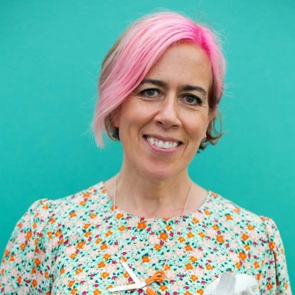 We're excited to share the host of the British Book Awards. Back by popular demand... Anita Mangan, a much sought-after graphic designer and illustrator!

Tickets are available, but not for long... Get yours today: britishbookawards.org/tickets/

#bbdpas