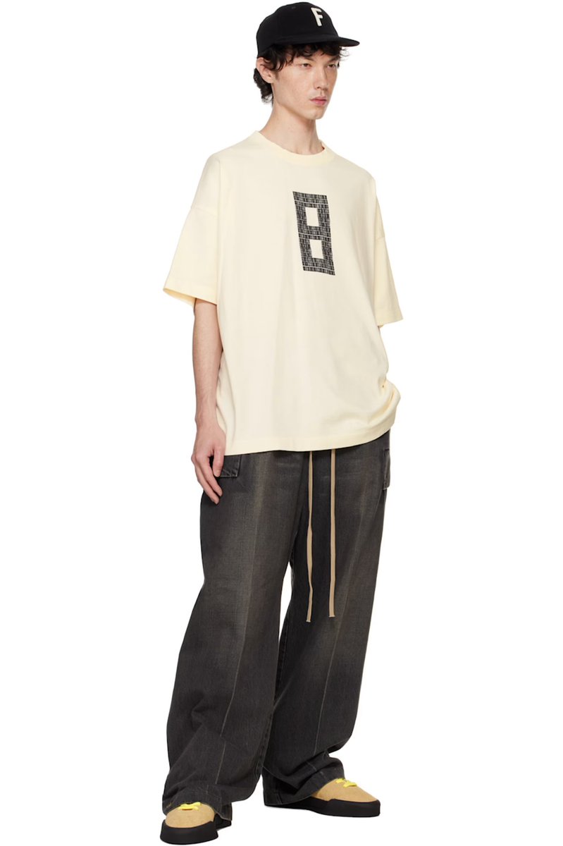 FearOfGod2013's tweet photo. Fear of God 8th Collection発売から1年近く経ってようやく購入。使い勝手優先でdenim cargoにしました。 https://t.co/azF6OBLVU2