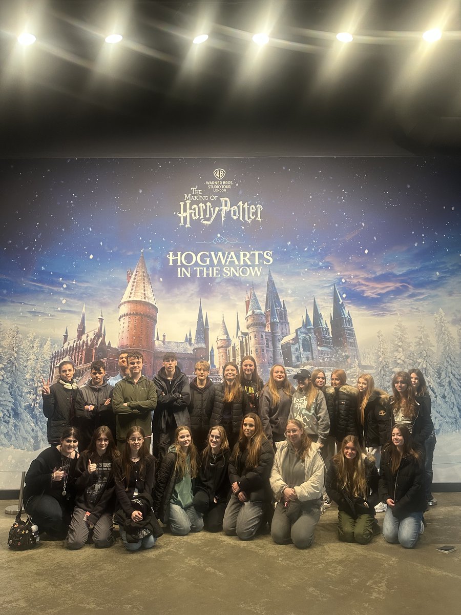 Our KS4 students have arrived at WB Studios for the first stop of our Creative Arts London visit!
#WeAreConyers