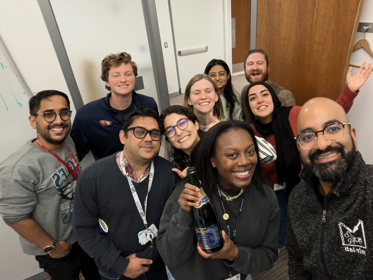 Mustafa Mir-@mirlab.bsky.social (@mustafamir16) on Twitter photo Big congratulations to our MD/PHD student
<a href="/alexadigun3/">Alexandria O. Adigun</a>
on receiving a F31 award from NIGMS to "Illuminate the Molecular Mechanisms of Replication and Transcription Coordination" during zygotic genome activation and support her training. Big congratulations to our MD/PHD student
<a href="/alexadigun3/">Alexandria O. Adigun</a>
on receiving a F31 award from NIGMS to "Illuminate the Molecular Mechanisms of Replication and Transcription Coordination" during zygotic genome activation and support her training.