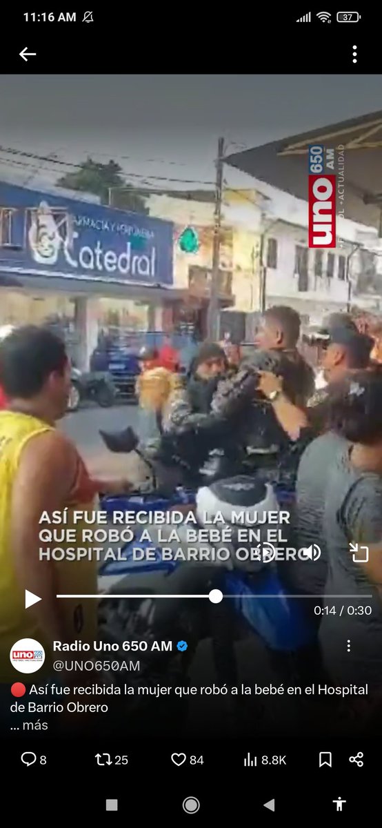 MiguelFlor89's tweet photo. @UNO650AM Porque el Lince le ataja a su camarada? https://t.co/ahAZQVbBsa