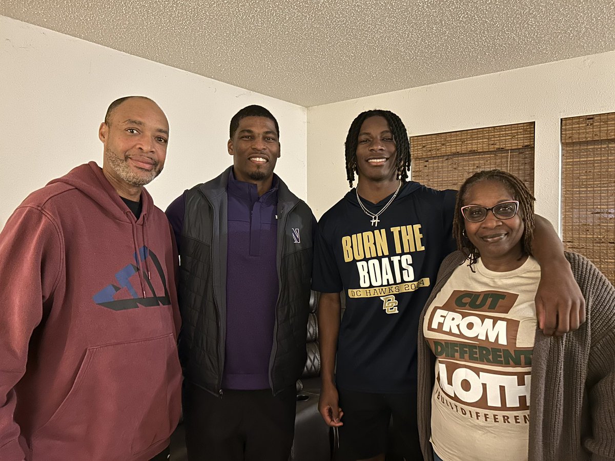 kasmirjhicks2's tweet photo. Had a great home visit with @LaMarcusHicks . Appreciate you for coming !🤞🏾 https://t.co/xByUPOOfiA