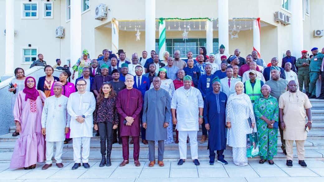 IMPACTPlateau's tweet photo. Governor Mutfwang has awarded contracts for renovating and upgrading 82 Primary Healthcare Centres across Plateau State. Funded under the IMPACT Project, the initiative will improve healthcare access, with at least 4 PHCs upgraded in each of the 17 LGAs.
#IMPACTProject https://t.co/83gkCyzwJA