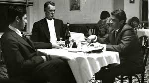 Esto de Guaidó, Smolansky, Vecchio y Leopoldo López sentados a la mesa parece una escena sacada del Padrino. La falsa oposición está planeando la siguiente gran estafa.