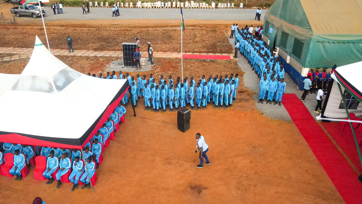 #MachakosYouthService 
<a href="/Wavinya_Ndeti/">Wavinya Ndeti Oduwole, EGH</a> 
<a href="/Carolee_carl/">Carolee Mutindi</a> 
<a href="/citizentvkenya/">Citizen TV Kenya</a> 
Thanks you Her Excellency Governor Wavinya Ndeti for this transformative initiative. We encourage all young people in Machakos to embrace this opportunity and make the most of this valuable program.