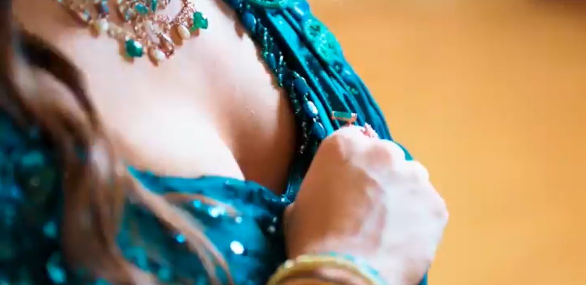 Wow what a video it is
Full satisfied! 🤤
Like and Retweet for the video🔗
pilla matram super undi🥵