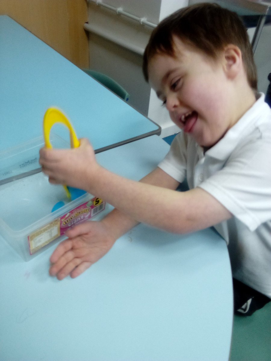Practicing our #OT skill of the month. Children with reduced hand strength/ coordination can begin by picking up larger objects with the tweezers. Here we have used cotton reels and this young man did a great job of picking them up and transfering to the tub! <a href="/Topcliffeschool/">Topcliffe Primary</a>