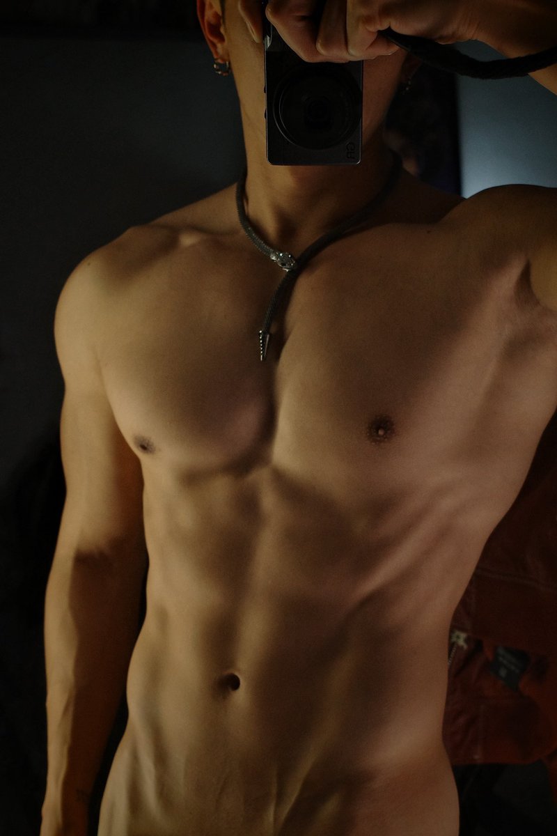 米卡·李 tweet media