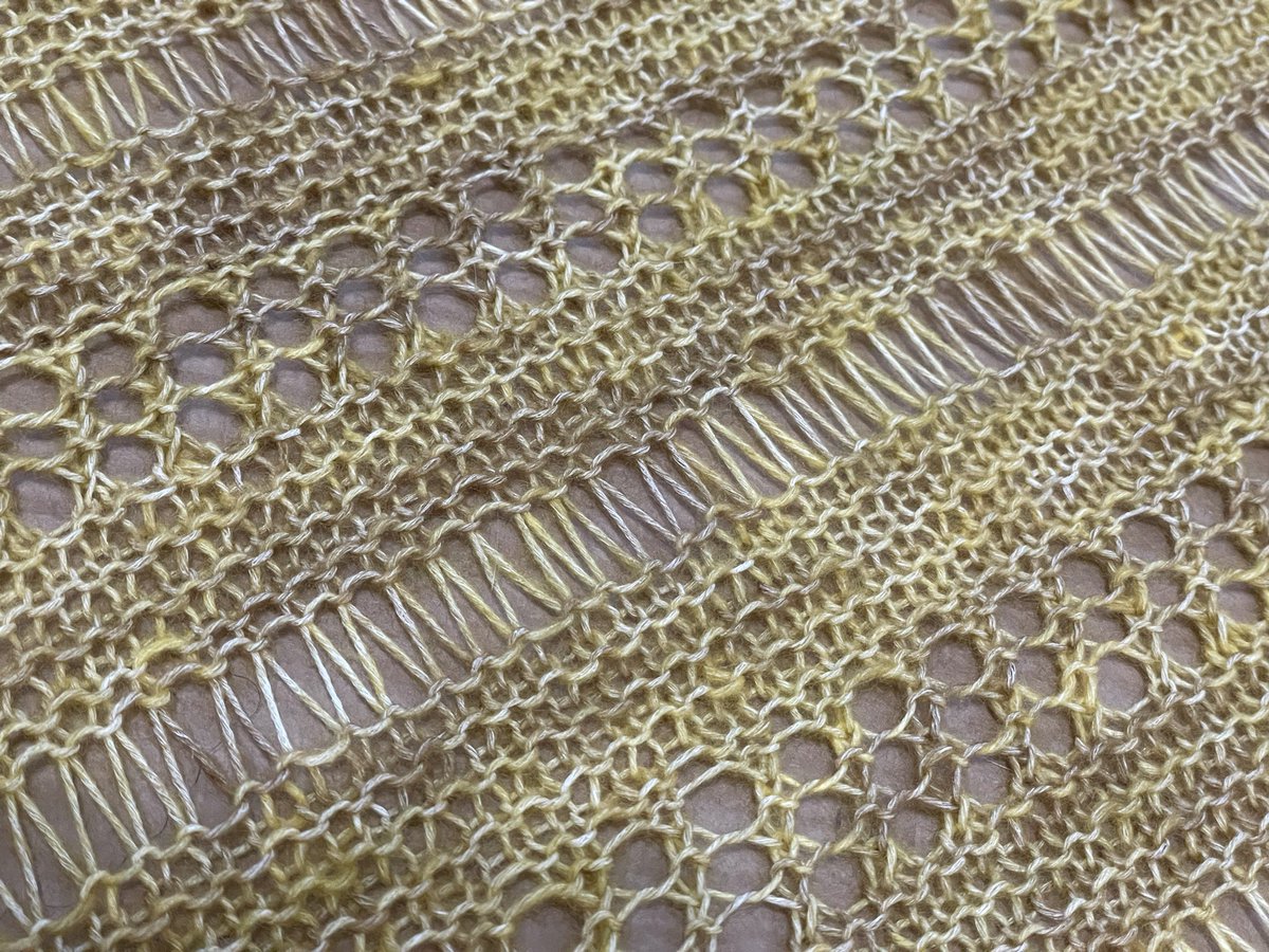 ElvNeedleworks's tweet photo. Stormy Sky Shawl by Ksenia Naidyon https://t.co/BufjRY8O6m
