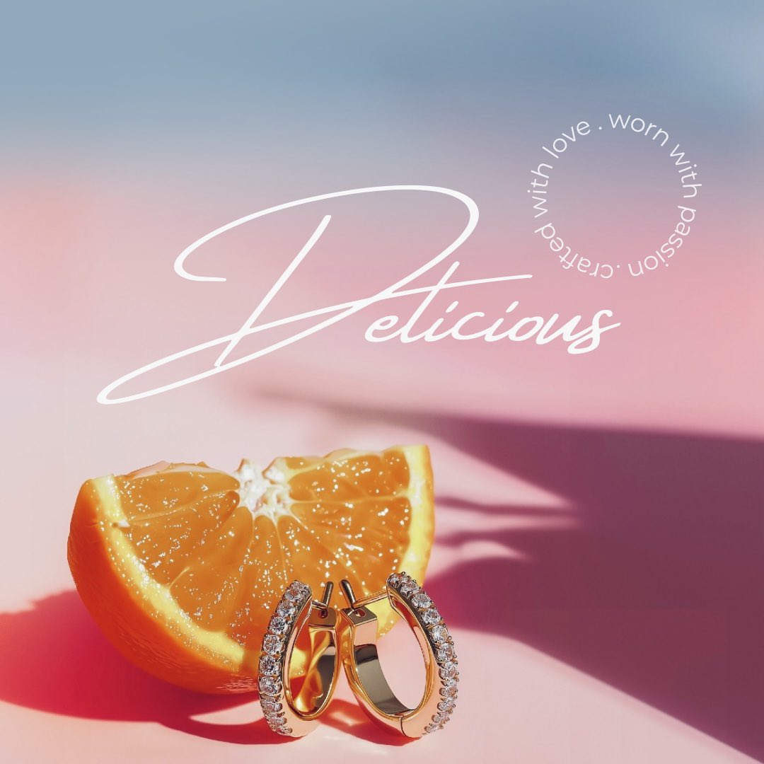 luniaatelier's tweet image. Elegance redefined with a touch of sparkle. ✨
Crafted with love, worn with passion.

#LuxuryJewelry #DiamondHoops #LuniaAtelier