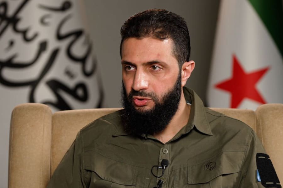 🚨#BREAKING: HTS confirms that ALL Iranian nationals are BANNED from entering Syria, including for religious pilgrimage to Sayyeda Zainab shrine in Damascus