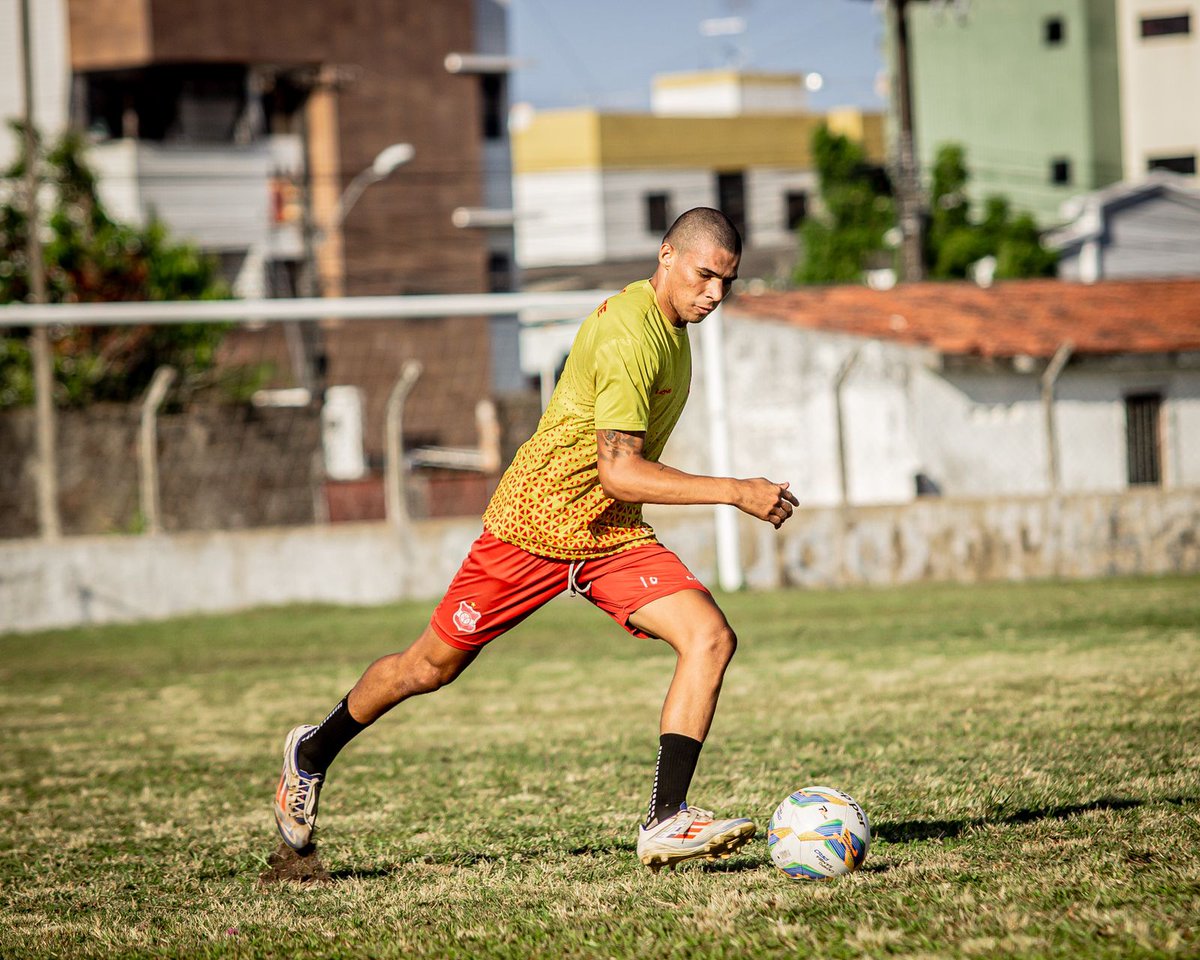 autoesporteofc's tweet photo. #BOTAUTO | Preparação para o clássico finalizada! ✅
Amanhã (18) enfrentaremos o Botafogo-PB, às 16h30, no Estádio Almeidão. 🇦🇹
Os ingressos para esta partida estão com preço promocional até hoje.
🎟️: https://t.co/TpHzYa4JQ3
Dá-lhe Auto! 🇦🇹
📸 João Neto / AEC https://t.co/1S6QHFfBbT