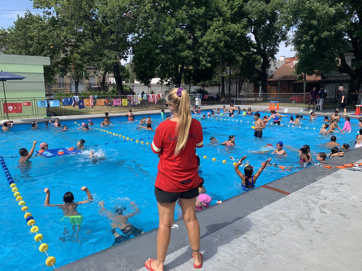 DeportesBA's tweet image. El #Dorrego disfrutando de su fiesta del agua #ColoniasDeLaCiudad