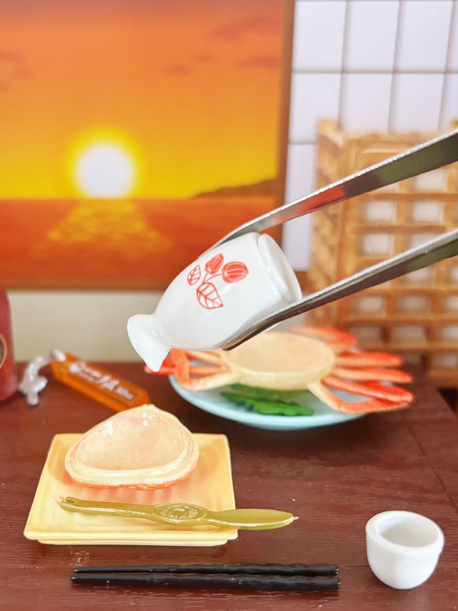 bluksky's tweet photo. 🍶🦀🍶🦀🍶🦀🍶🦀🍶🦀🍶🦀
The pairing of sake and crab is perfect for winter! #korazake 

日本酒とカニのペアリングは冬にぴったり！#甲羅酒 

#温泉旅行♨️ #温泉デート♨️ #温泉街ぶらり #リーメント https://t.co/6x1Ihqv1NM