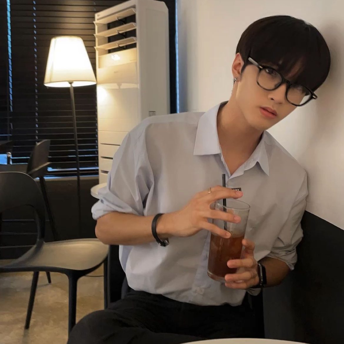 HAPPY BIRTHDAY TO KHAEL🖤!
Happiest bday to our all rounder, hope we get to see more of you in 2025!

HAPPY BIRTHDAY KHAEL 🖤
#해피버스데이_천사_카엘 
#HappyBirthday_Angel_Khael 
#MIRAE #미래소년 #카엘
#KHAEL #이상민 #SANGMIN