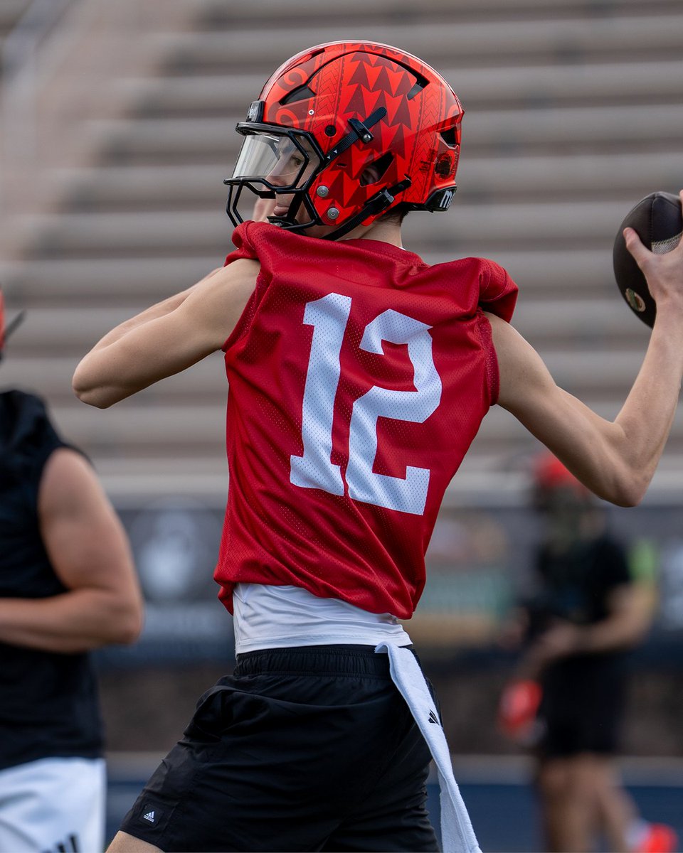 Riddell Sports tweet media