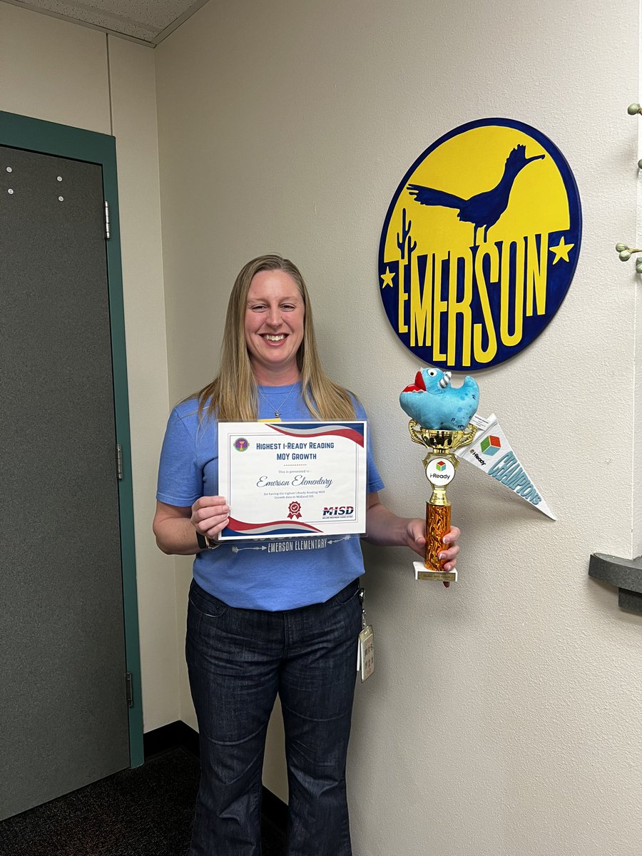 AraeliaB's tweet photo. Congratulations to Emerson Elementary for earning the Highest I-Ready MOY Growth in Reading Award! We are so proud of this leader, our Emerson teachers, and most of all, our Emerson readers! Keep growing! ❤️💙

#MISDProud
@CurriculumAssoc https://t.co/nXhjvnyzrc