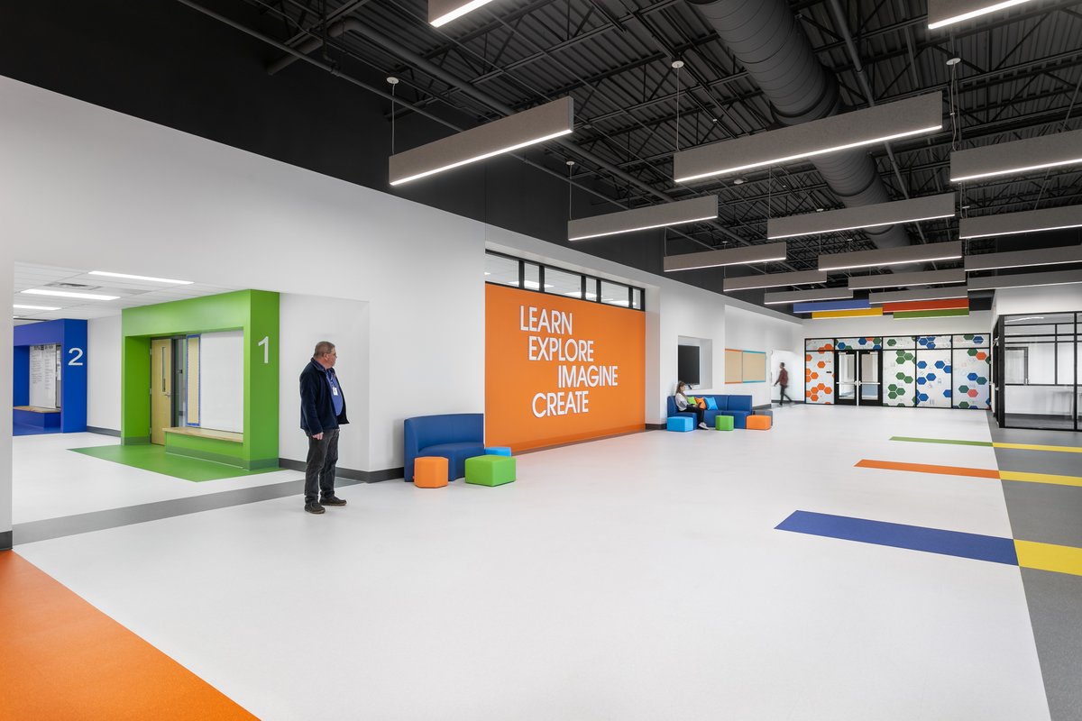 LewisGroupArch's tweet photo. Congratulations to @cockecountyschools on the grand opening of their newest facility, Newport Innovation Center! This CTE Middle School will serve the entire county and help students learn skills they can carry through their educational future.  Learn more at our website! https://t.co/Esqku4BcZJ