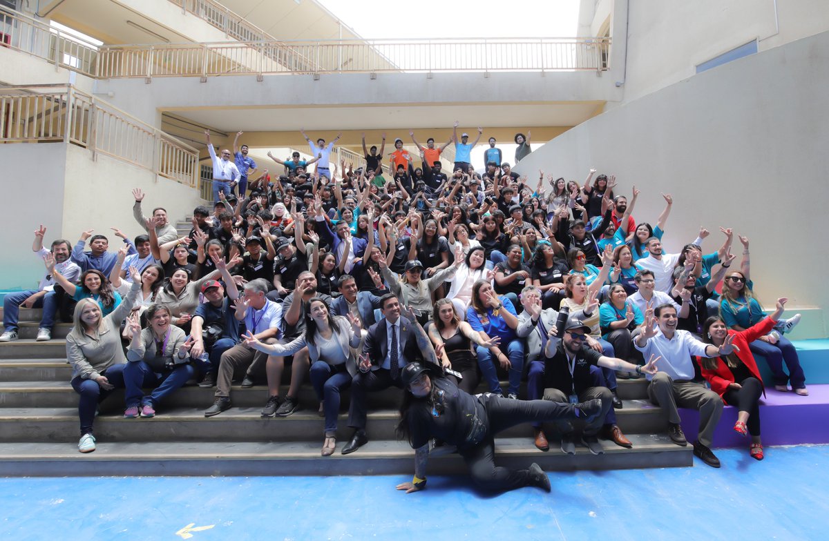 CMDS Antofagasta (@cmds_antof) on Twitter photo 🙌En el Liceo Politécnico "Los Arenales" se llevó a cabo la ceremonia de cierre de la escuela de verano que organizó minera Lomas Bayas con el apoyo de Corporación Municipal y consultora Dos Barbas, beneficiando a más de 100 estudiantes🤗
#Antofagasta <a href="/AntofagastaMuni/">Municipalidad de Antofagasta</a> 🙌En el Liceo Politécnico "Los Arenales" se llevó a cabo la ceremonia de cierre de la escuela de verano que organizó minera Lomas Bayas con el apoyo de Corporación Municipal y consultora Dos Barbas, beneficiando a más de 100 estudiantes🤗
#Antofagasta <a href="/AntofagastaMuni/">Municipalidad de Antofagasta</a>