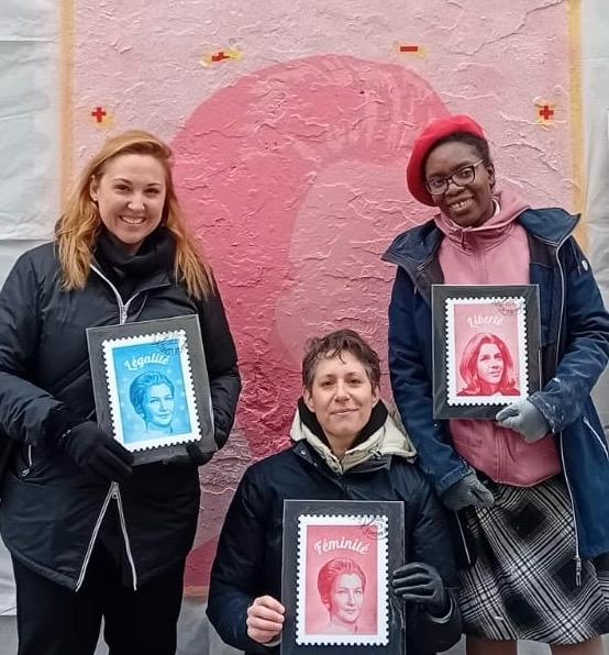 Helenebidard's tweet photo. La loi Veil qui dépénalise l'#IVG a 50 ans ! 
Je me suis rendue rue des Récollets dans le 10e à Paris, pour découvrir le travail de la street artiste Carole B, en lien avec l'association Art'Mûrs. 
Sa fresque mettra à l'honneur dans l'espace public Simone Veil et Gisèle Halimi ! https://t.co/u6peZVDWQT