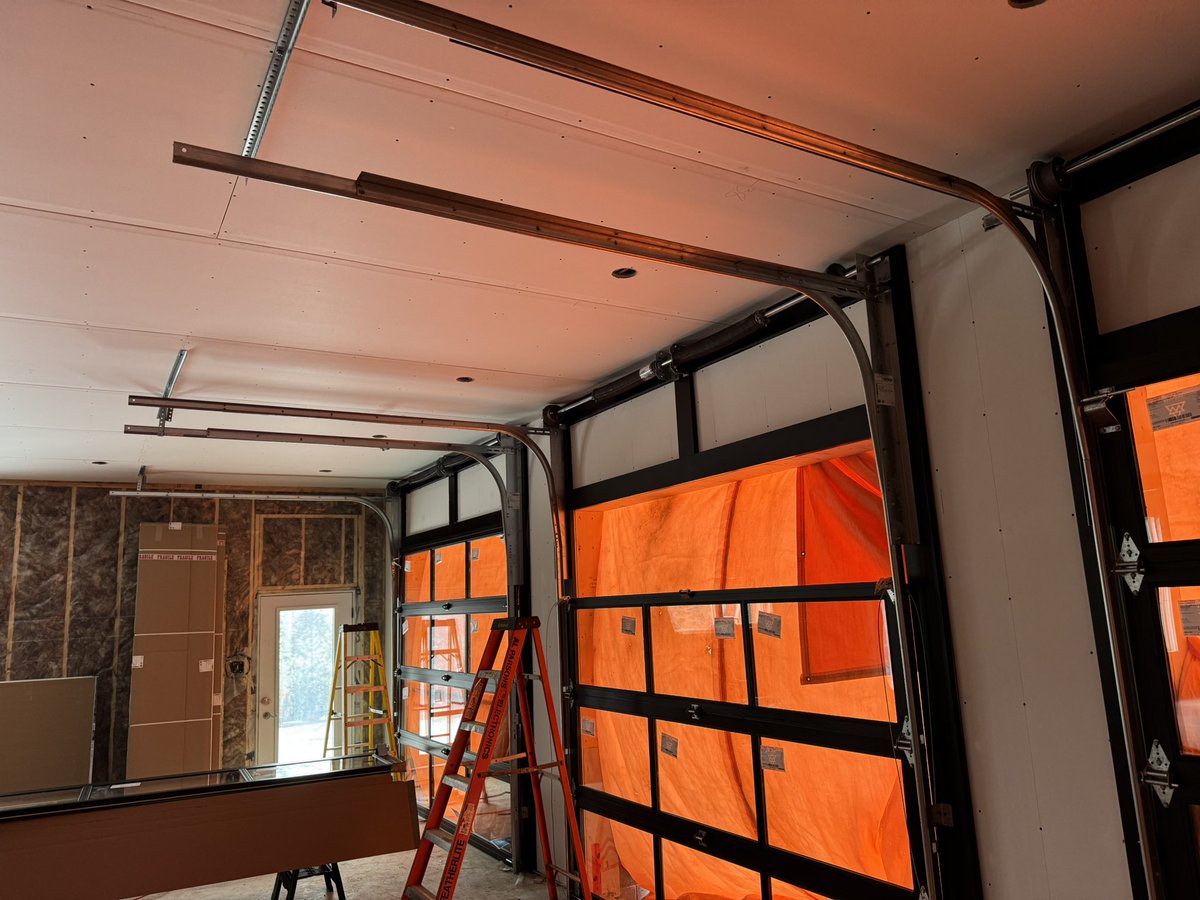 TheNOOBIFIER1337 tweet media