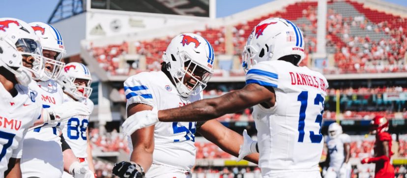 DJayGoing's tweet photo. #AGTG Wowww!! After a Amazing conversation with @CoachKyleCooper 
I’m blessed to say that I’ve earned another offer to further my academic and athletic career @SMUFB ⚪️🔴🔵🐎
@CoachBeauTrahan 
@CoachBarnard61 
@dan_huebsch https://t.co/QYtu3nDrTo