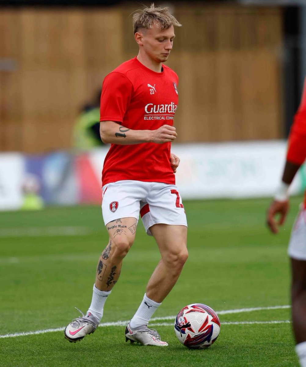 We are delighted that Rotherham United winger, Jack Holmes, has extended his rep agreement with Division X. 

Jack made the move from non league to Rotherham in July 2024.

Since joining the Millers, Jack has made 20 appearances. We look forward to continuing to support him.