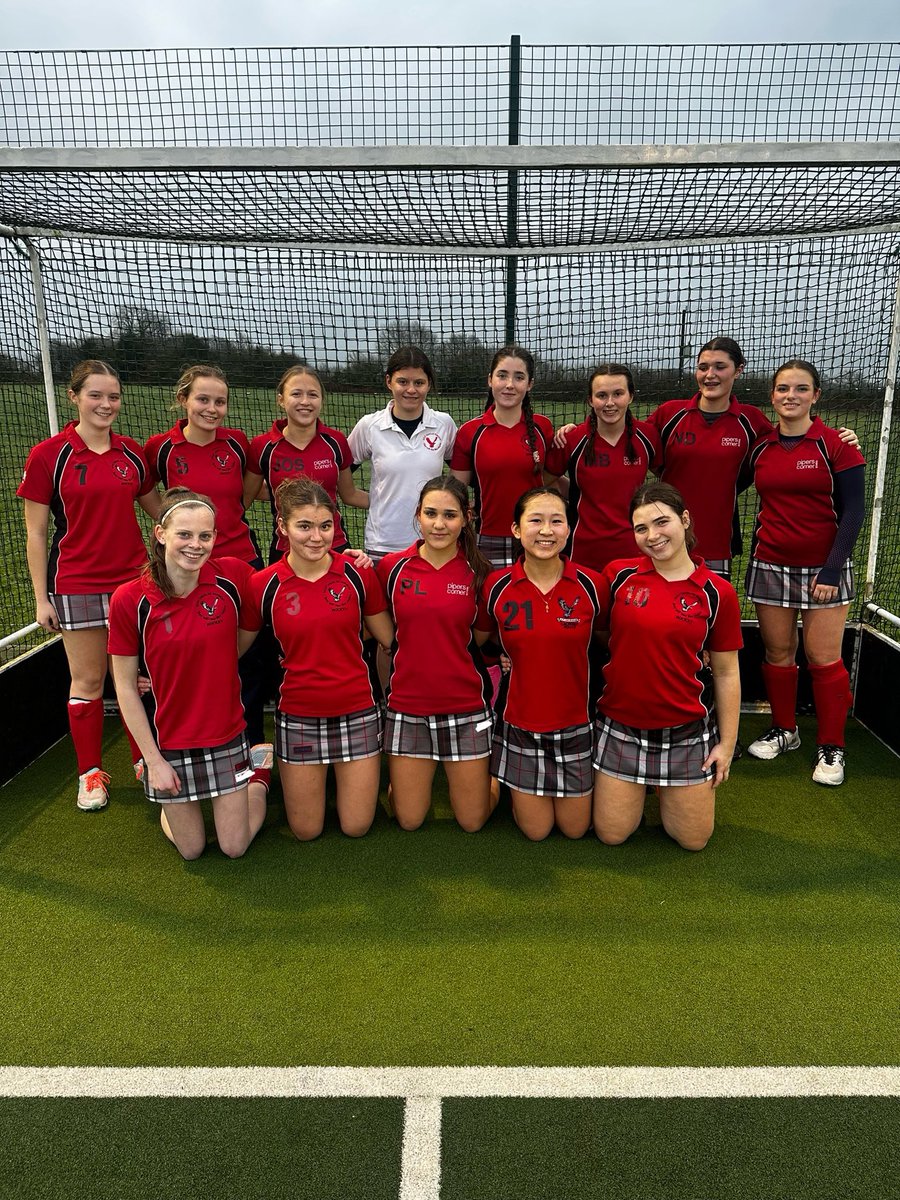 PipersSport's tweet image. The U16A Hockey Team had a tough game on Wednesday that they battled well against. Thanks to ⁦@rugbysch_hockey⁩ for travelling a long way to play. #PipersHockey #PipersSenior