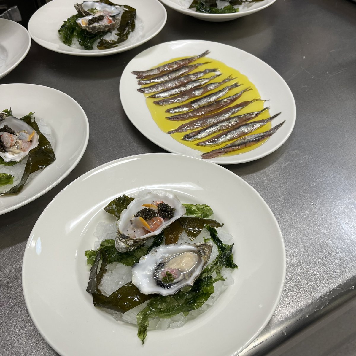 A pleasure to lead a one-week intensive GastroBio course at Escola d'Hoteleria de les Illes Balears 🍴

We explored the link between marine biology, fishing, and gastronomy through theory, practice, and field trips. Traceability of seafood is key! 🐟

#Gastronomy #MarineBiology