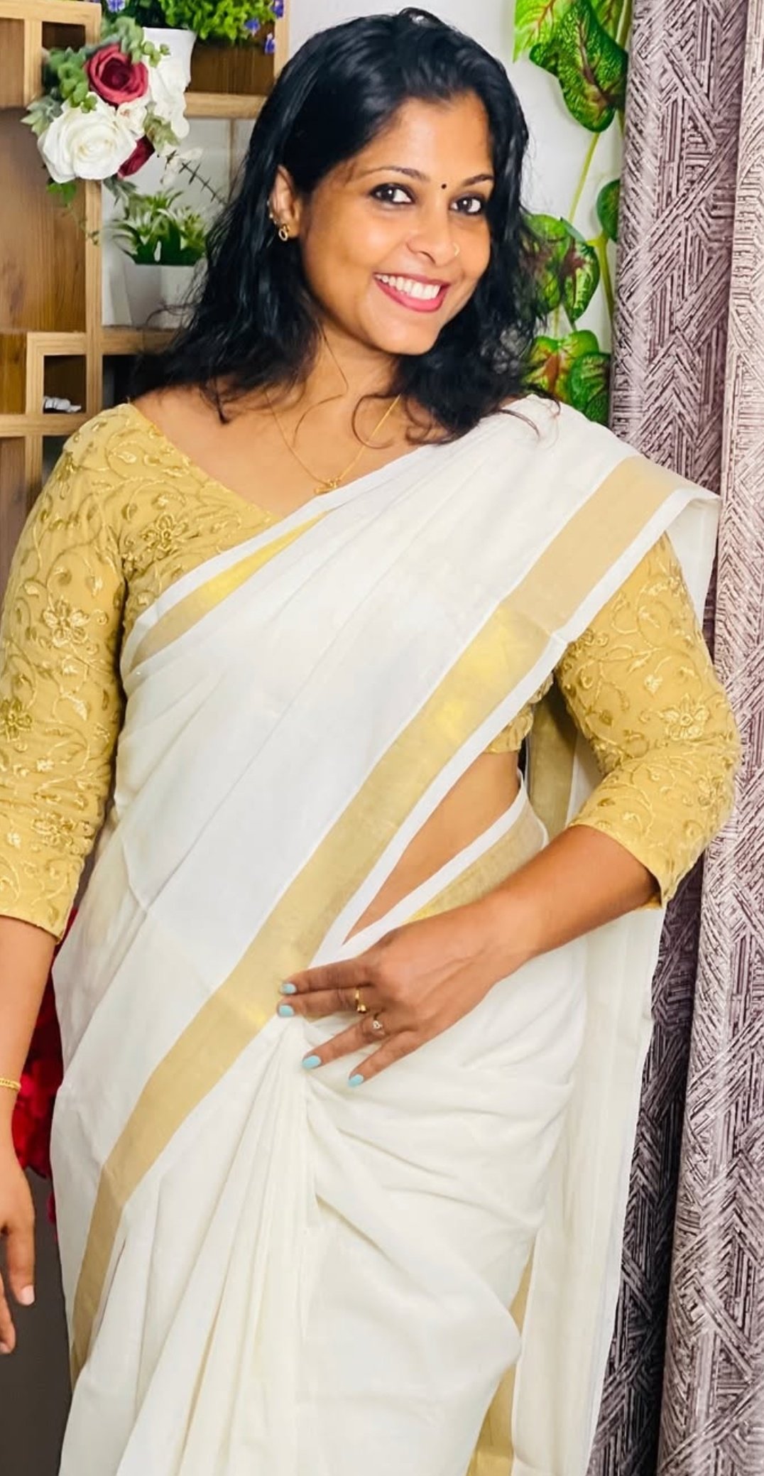 Image Mallu Model Rasmi Nair | iiQ8 Entertainment Malayalam Actress