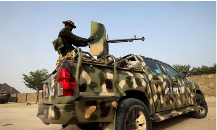 ChidiOdinkalu's tweet image. "Erroneous" military strikes in #Nigeria have killed nearly 500 civilians in the past decade. But NGOs are the problem....
thisdaylive.com/index.php/2025…