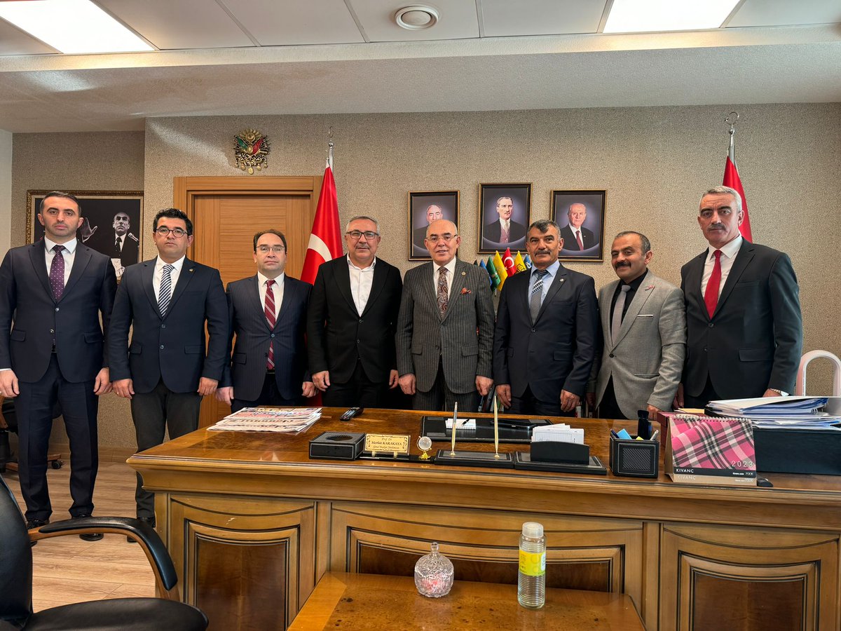 Ak_SKochisar's tweet photo. İlçe Başkanımız Sn.Levent SARIKAYA Milliyetçi Hareket Partisi Genel Başkan Yardımcısı Sn.Mevlüt KARAKAYA’yı Makamında Ziyaret ettiler ve istişarelerde bulundular. https://t.co/Viq1saD0Ww