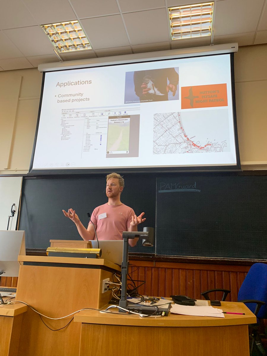 Our final #UKIRSC2025 workshop of the week was a cybertracker workshop from St Andrews PhD student Grant Ellis. Grant showed us how to use the app for surveys and even demonstrated with some cetacean impressionists 🐋