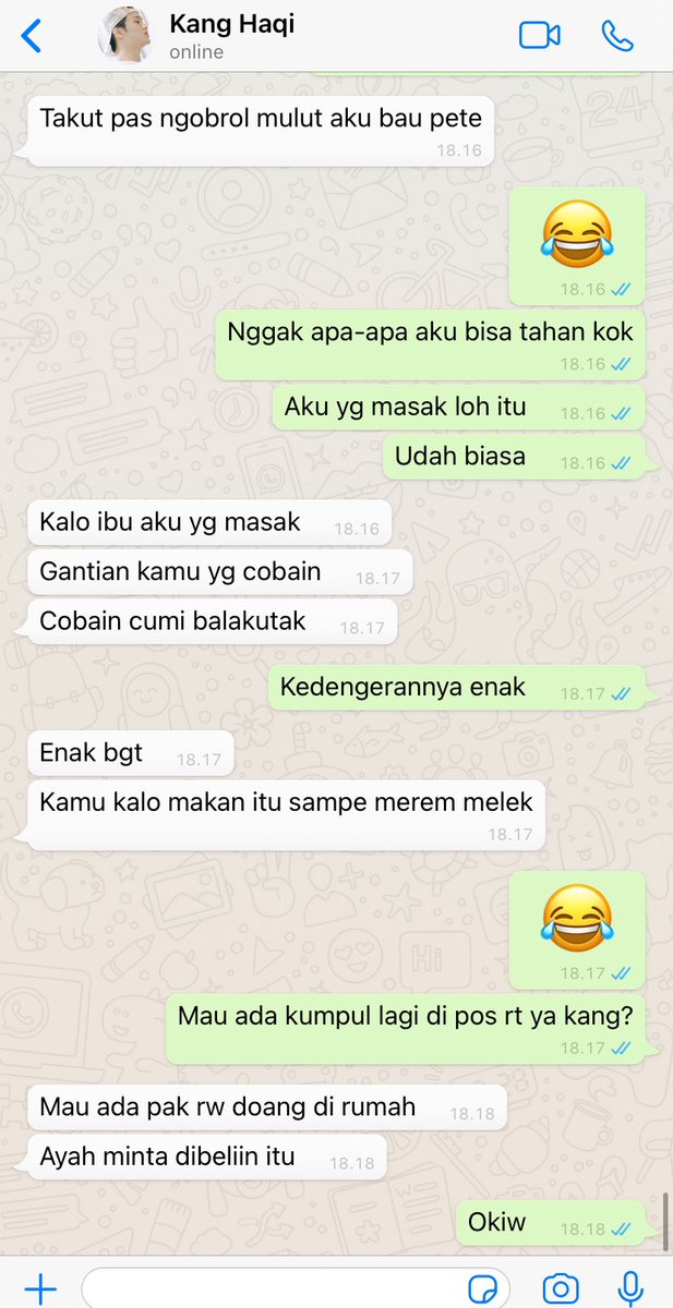 duridikaktus's tweet photo. Giliran Acit yang nanti makan masakannya Ibu RT https://t.co/O2N0yWYlZx