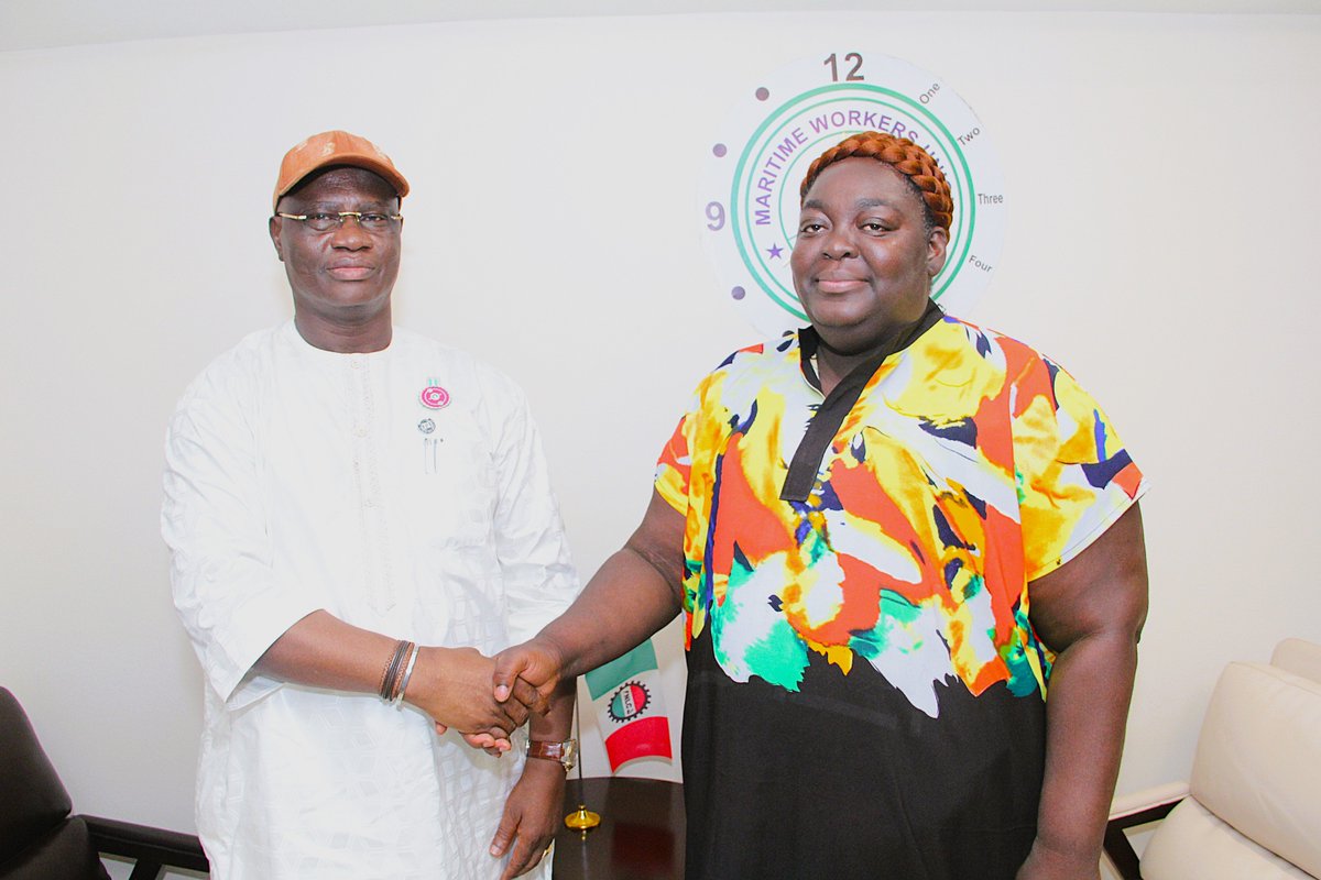 adeyanju92's tweet photo. Earlier today, I was honoured with the presence of the Nigeria Labour Congress (NLC) Lagos Chairperson, Com. Funmi Sessi along with the country director of Solidarity Centre on a courtesy to our National Secretariat.

@NLCHeadquarters 
@SolidarityCntr https://t.co/8KRSEui7f2