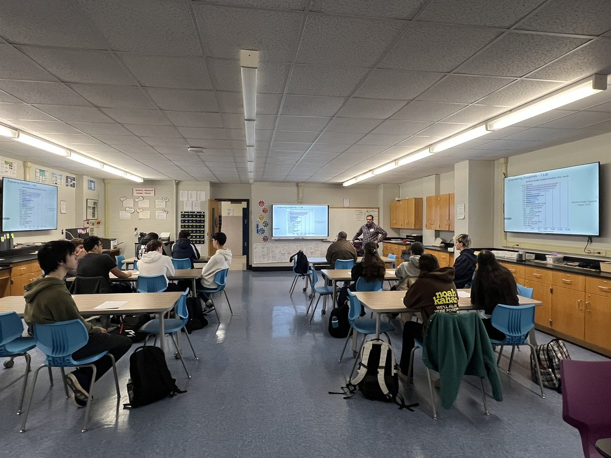 Mrs. Strauch tweet media