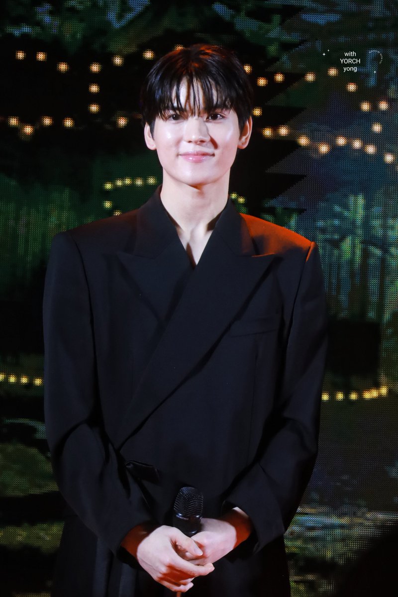 Knock Knock 13 STUDIO
" กฤษดาพาราไดซ์ " 🎬💀🤫

#YORCH #요치
#Yorchx13Studio #13STUDIO 
#yorch_yongsin 
#POW #파우 #POW_GRID