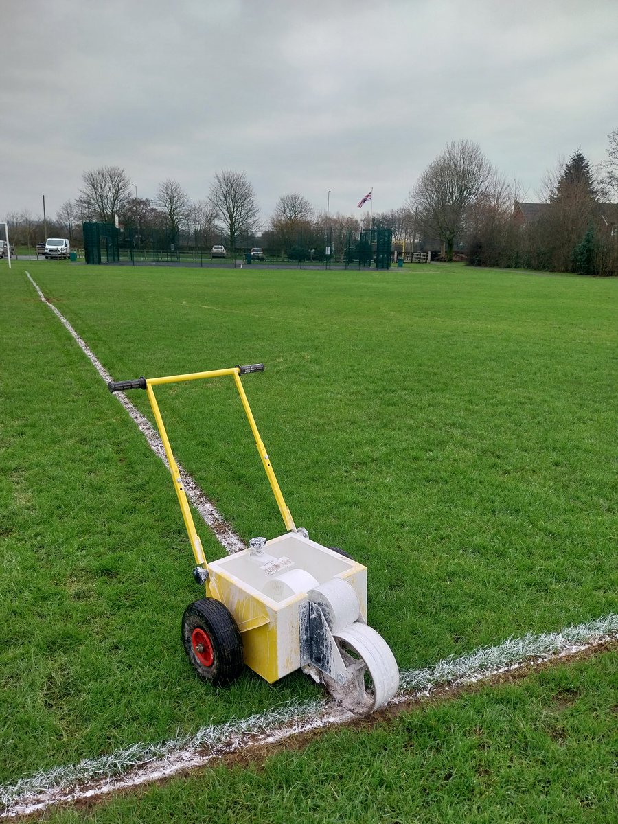 Michael Peter O'Neill ⚽️ (@mike18210) on Twitter photo Lovely day marking pitches for <a href="/JfdcMyerscough/">Myerscough Junior Football Development Club</a>
Podcasts on. No stress. Major job satisfaction. Lovely day marking pitches for <a href="/JfdcMyerscough/">Myerscough Junior Football Development Club</a>
Podcasts on. No stress. Major job satisfaction.
