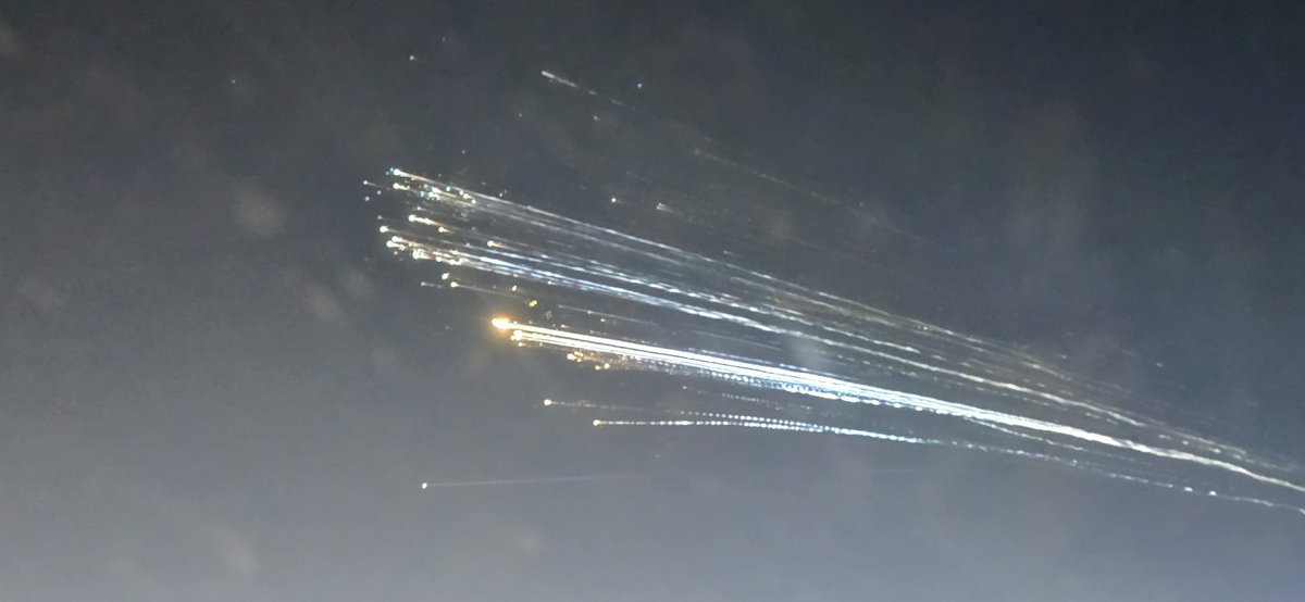 SeanHCrow's tweet image. Some have said this is the best video capture of the most recent @SpaceX mishap yesterday. We estimated being close to 30 nm away &amp;amp; 10,000 below. The closure rate was a little alarming given the perspective. Last photo shows the aftermath of the start of the explosion. @elonmusk