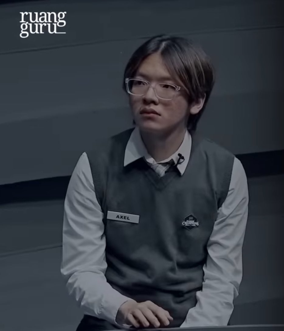 deyordinary's tweet photo. Let me honest. Axel era coc memang terlihat lucu tapi Axel era yang sekarang terlihat lebih seger, its look like healthier. Suit you very much cel. Axel versi sekarang tuh udah ganteng, lucu, cute, indah. Semua di borong yang lain nggak di bagi, so happy for you #axelots https://t.co/32JUIl7Q5b
