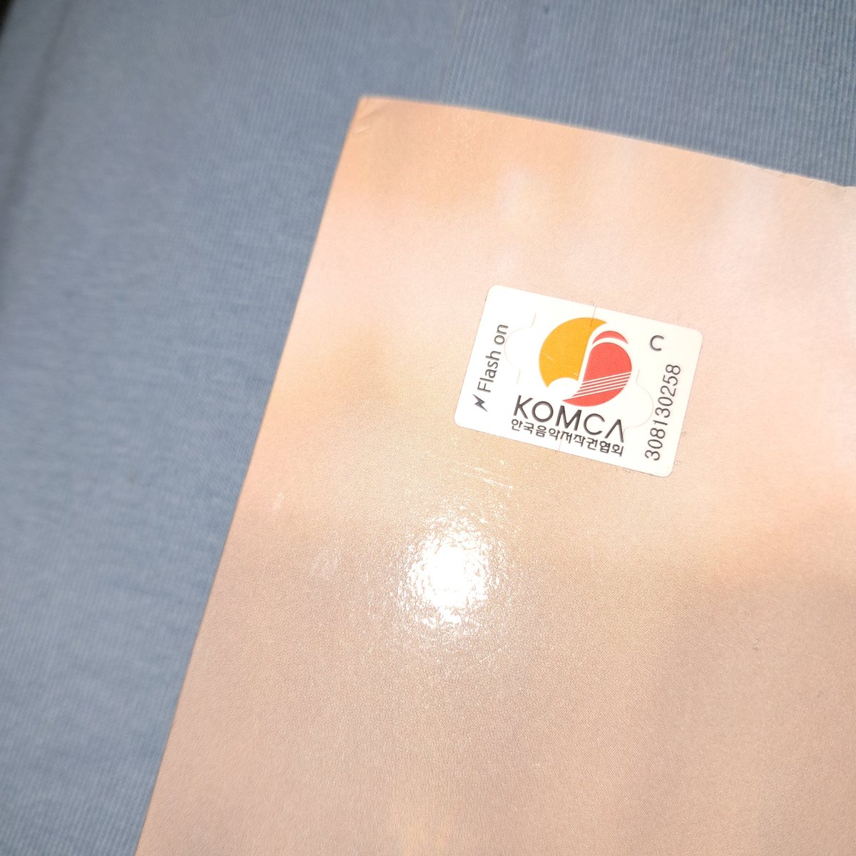 Twice With You'th Glowings Ver. Satıș/Takas!!

&gt;Takas itzy veya young posse albumleri ile var ama degisir
&gt;Odeme iban/papara
&gt;Kargo gd
&gt;Pci ayri satarim, albumu satdece bu sekilde satiyorum 
&gt;Kargoya son cumartesi gidicem ondan sonra 2 hafta bekleyebilirsiniz
&gt;Fiyati 340tl
&gt;Max 1