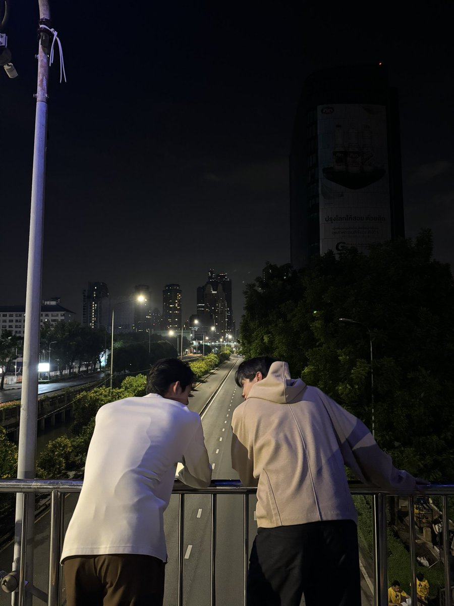 EstRvp's tweet image. สะพานลอย at midnight💫

PERFECT COMBINATIONS
#ThamePoSeriesEP6