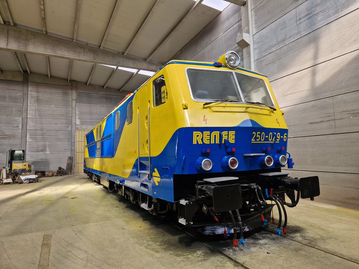 Museu del Ferrocarril a Móra la Nova tweet media